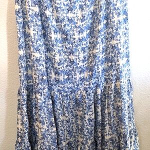 Max Studio Floral Blue and White Skirt Cottagecore Boho Flowing Feminine L NWT